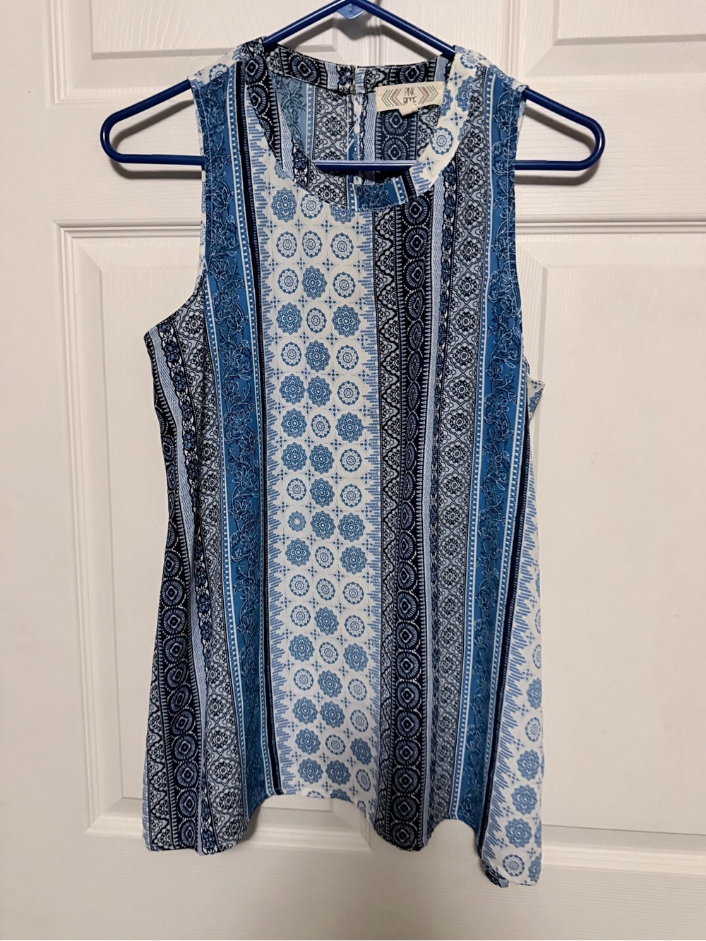 Pink Rose Blue & White Patterned Sleeveless Tank